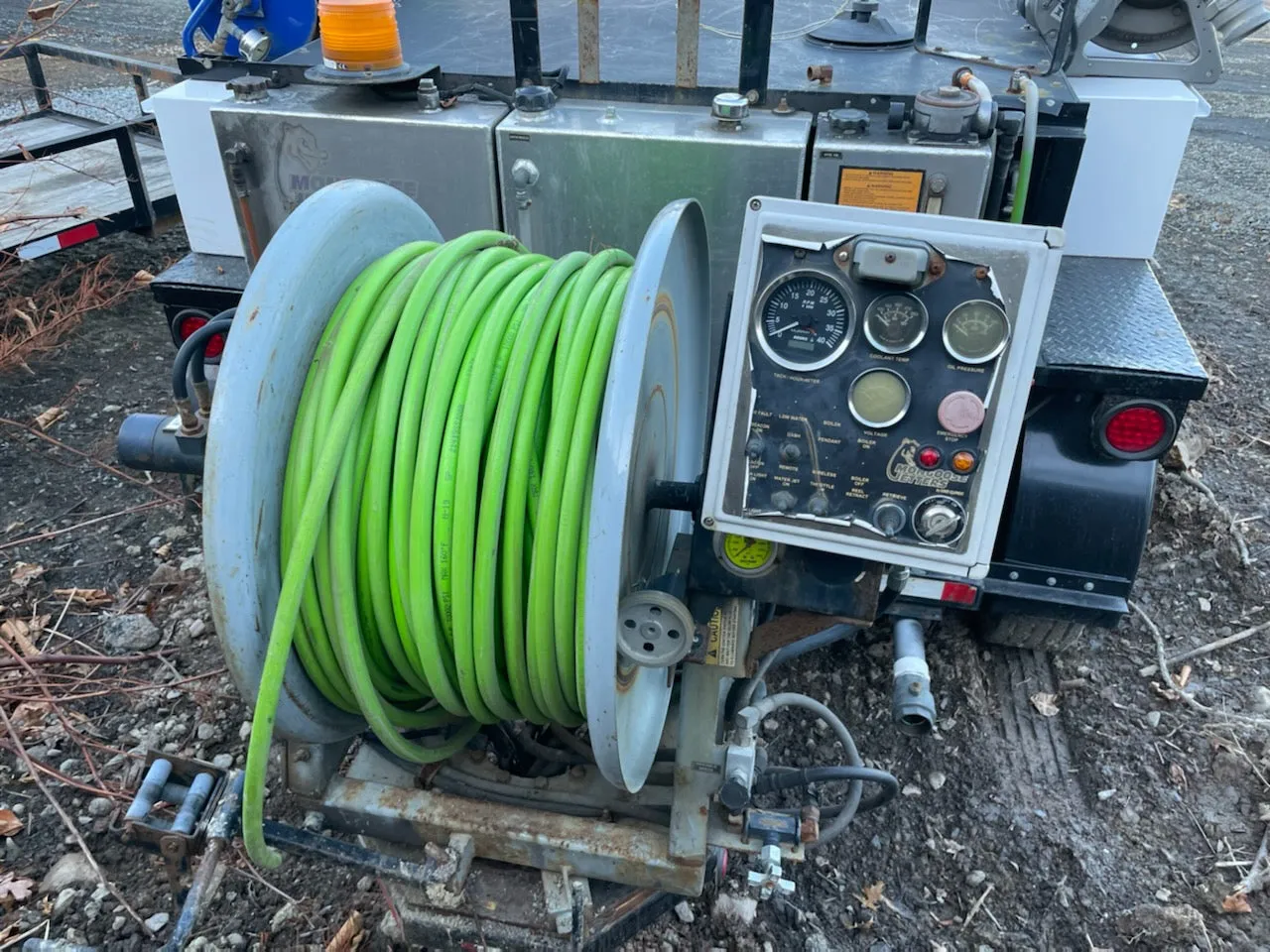 2008 Mongoose 184 XL Trailer with Wireless Remote