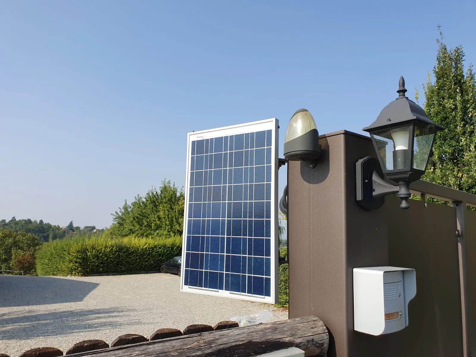 HC812-400 SOLAR