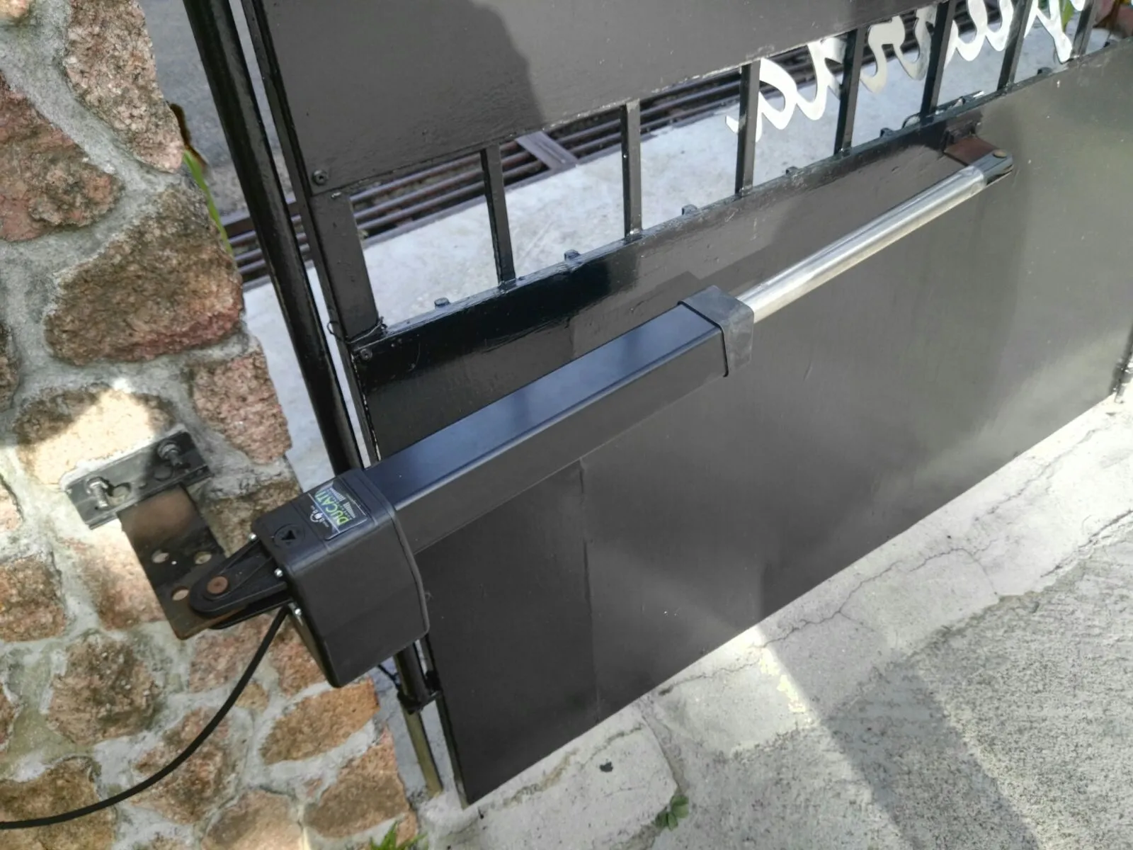 HC812-400 SOLAR
