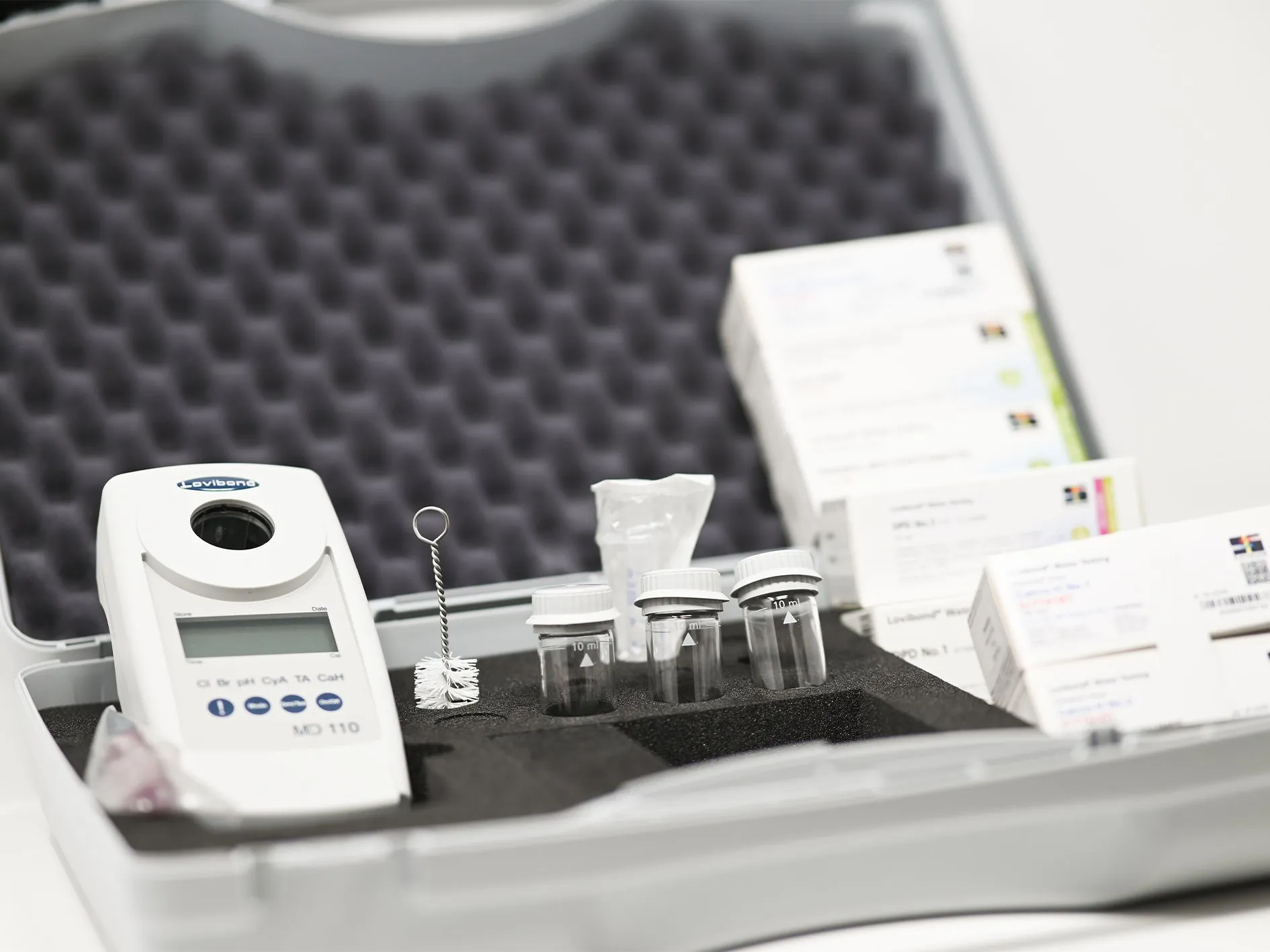 Lovibond MD110 Pool Control 6 in 1 Photometer