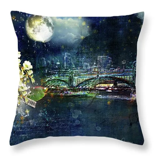 Night - Eclipse  - Throw Pillow