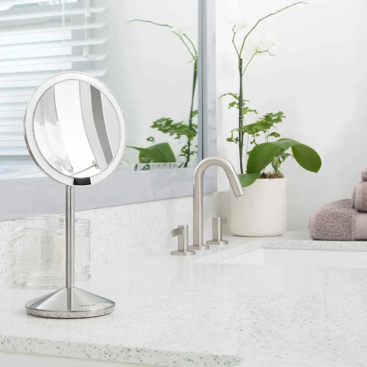 Simplehuman  Sensor Mirror Fold
