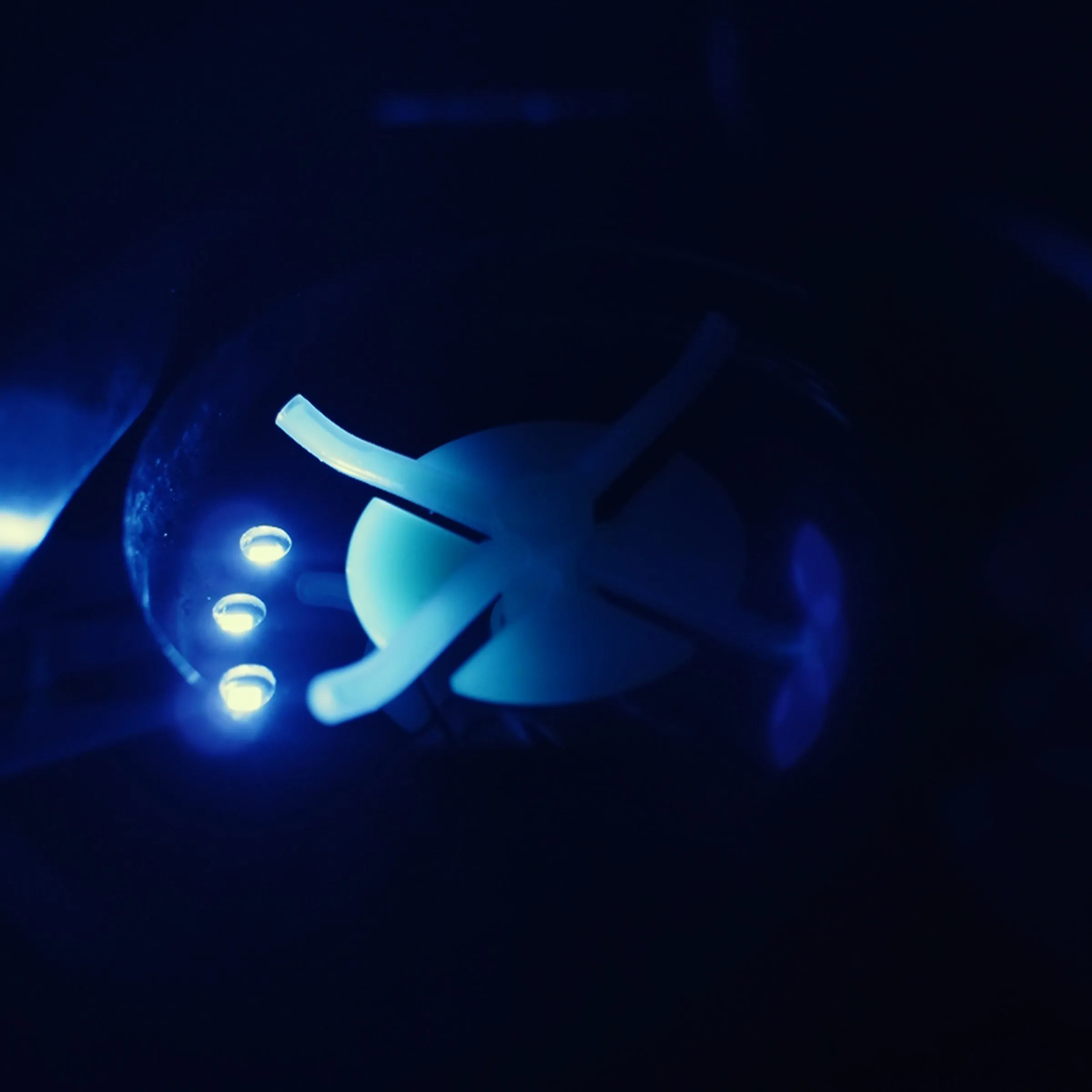 Sonic Loader w/ UV Glow Charging Lights