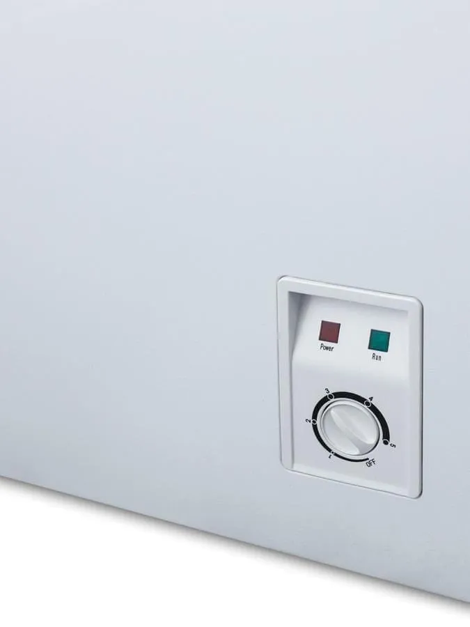 Summit Commercial 18 Cu.Ft. Chest Freezer SCFM182