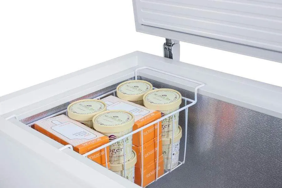 Summit Commercial 9 Cu.Ft. Chest Freezer SCFM92