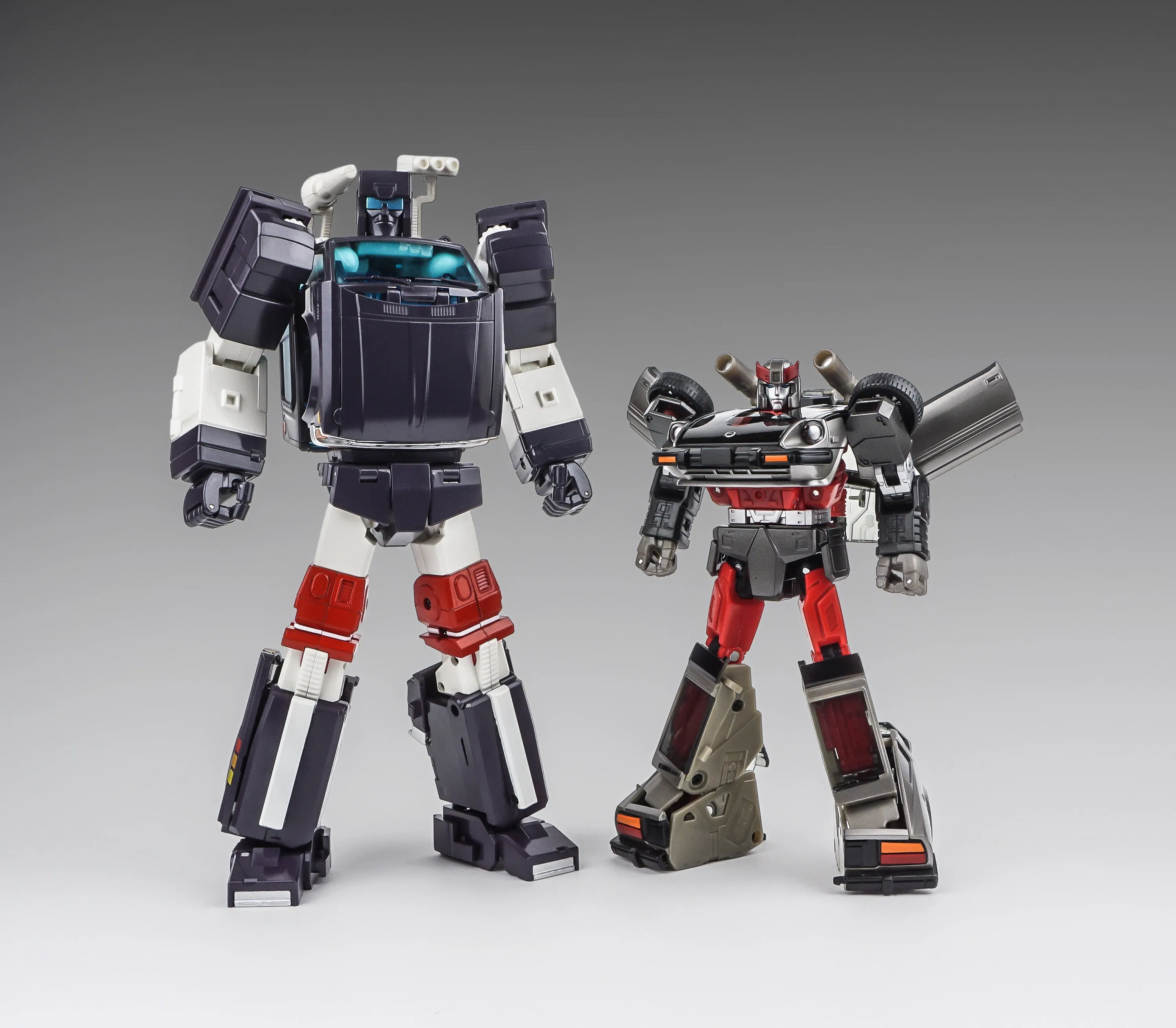 X-Transbots - MX-8T Aegis (Cartoon Version)